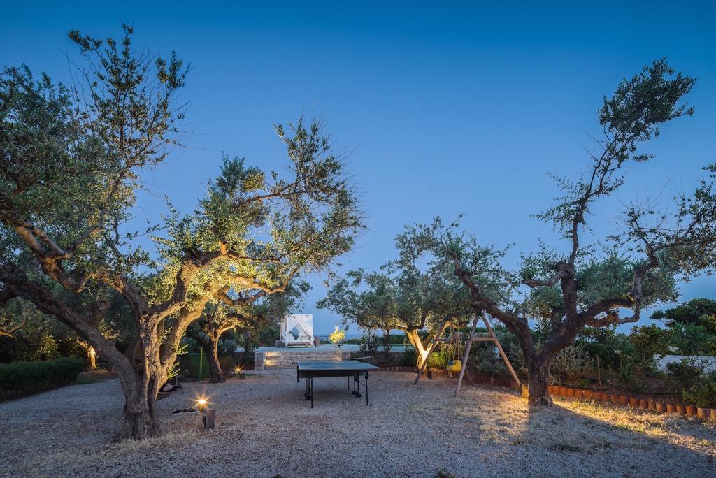 Vrysomylos Vromonérion エクステリア 写真